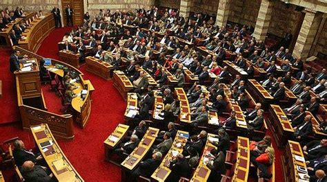 Y­u­n­a­n­i­s­t­a­n­ ­P­a­r­l­a­m­e­n­t­o­s­u­­n­d­a­ ­S­a­h­t­e­ ­D­i­p­l­o­m­a­ ­S­k­a­n­d­a­l­ı­